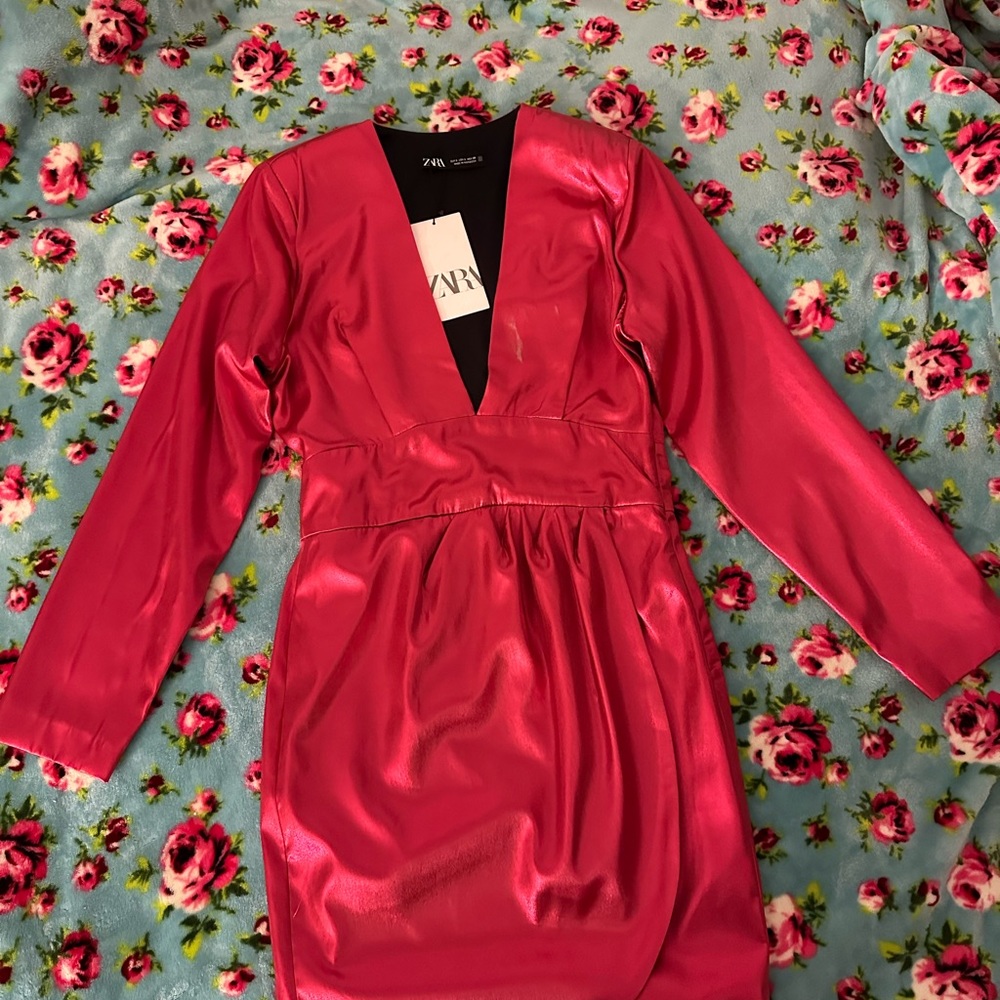 Zara NWT Barbiecore Fuchsia deep V long sleeve mini dress